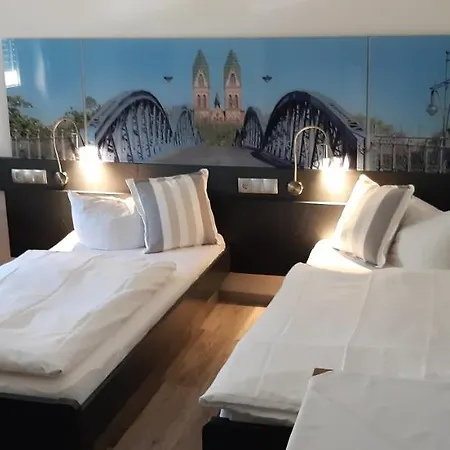 Baeren Garni Hotel *